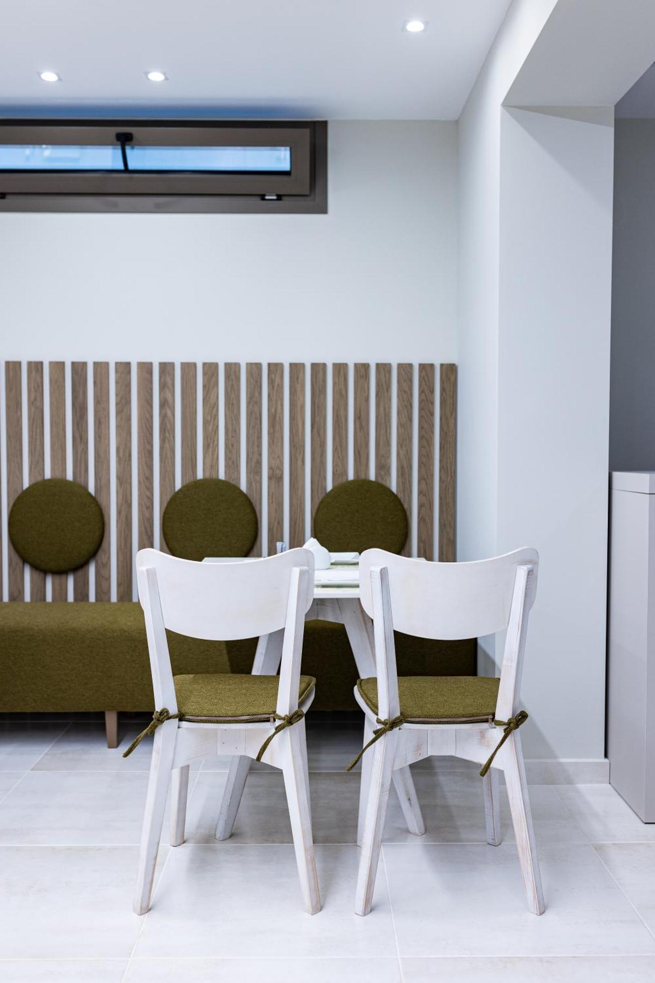 Ammos Luxury Apartments Vrasná Exteriör bild