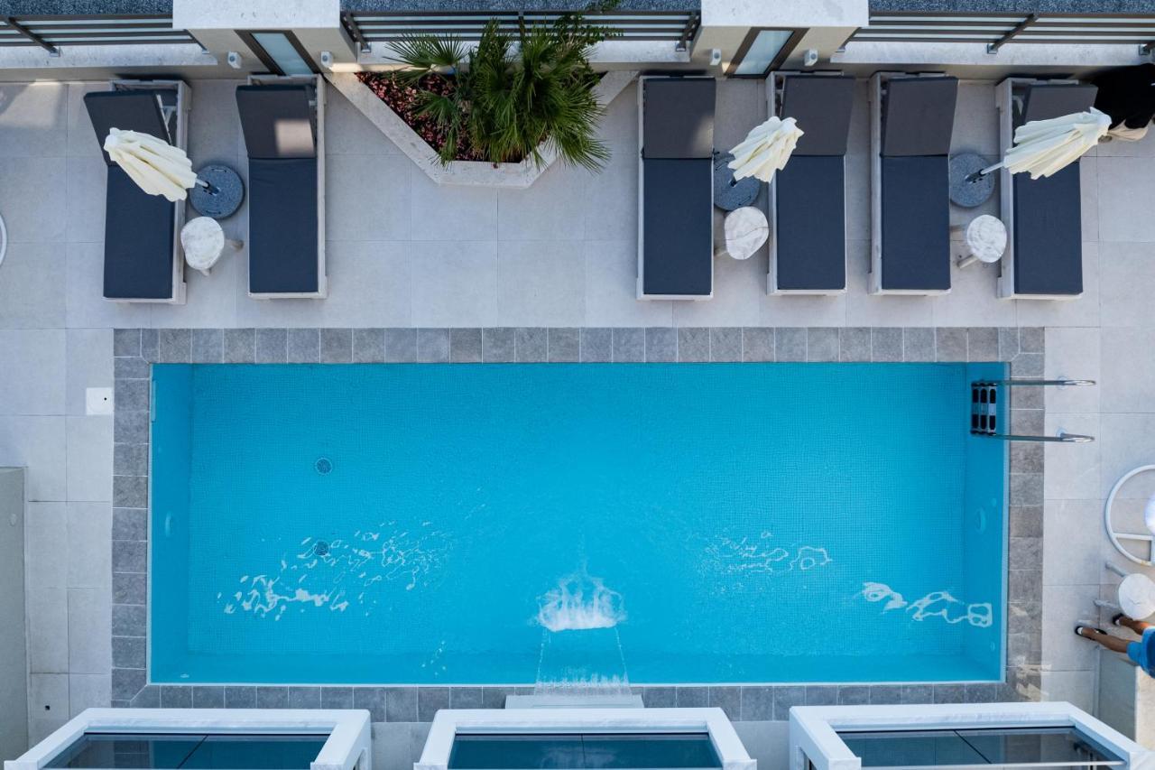 Ammos Luxury Apartments Vrasná Exteriör bild