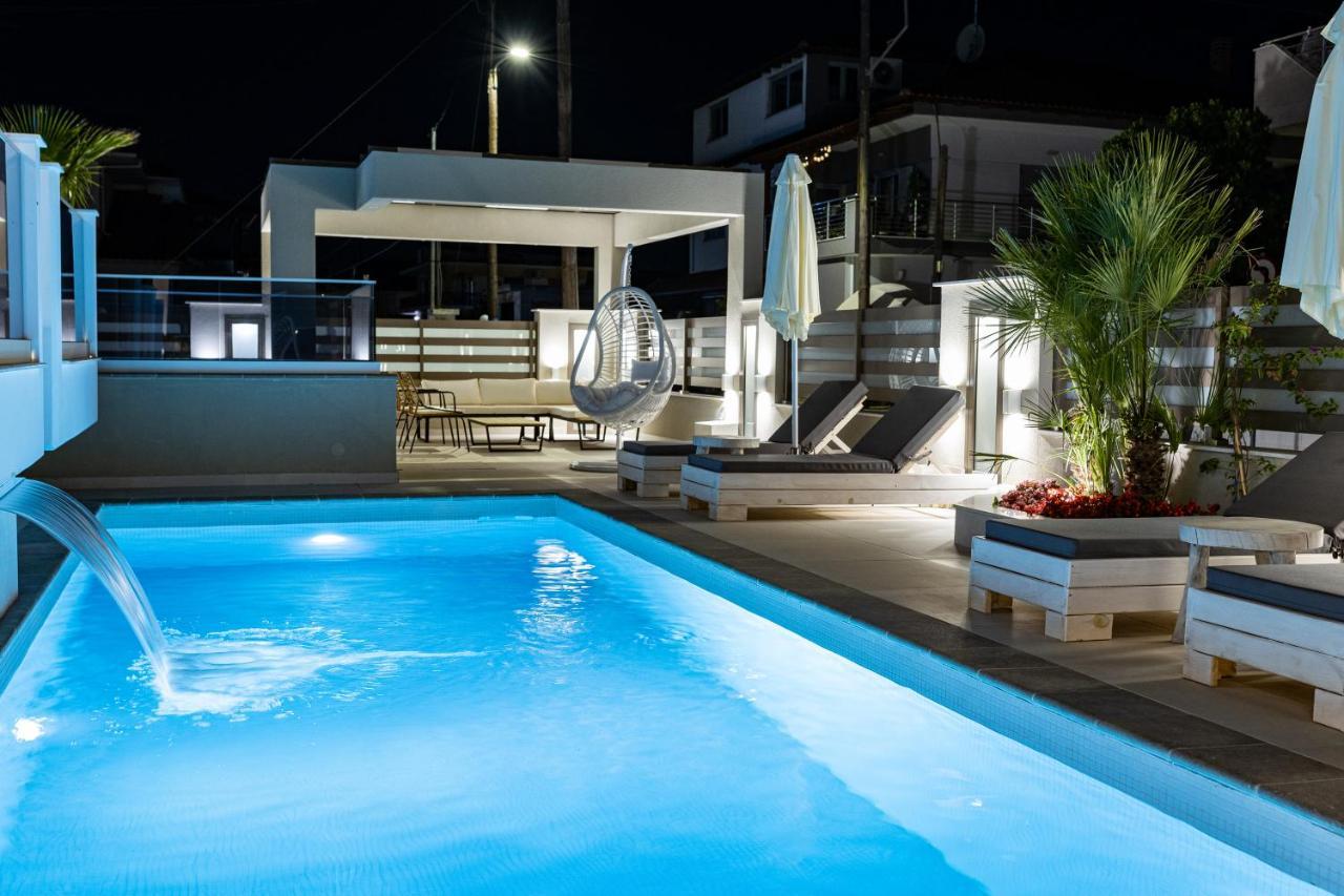Ammos Luxury Apartments Vrasná Exteriör bild